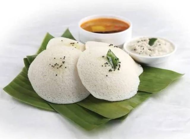 Idli.